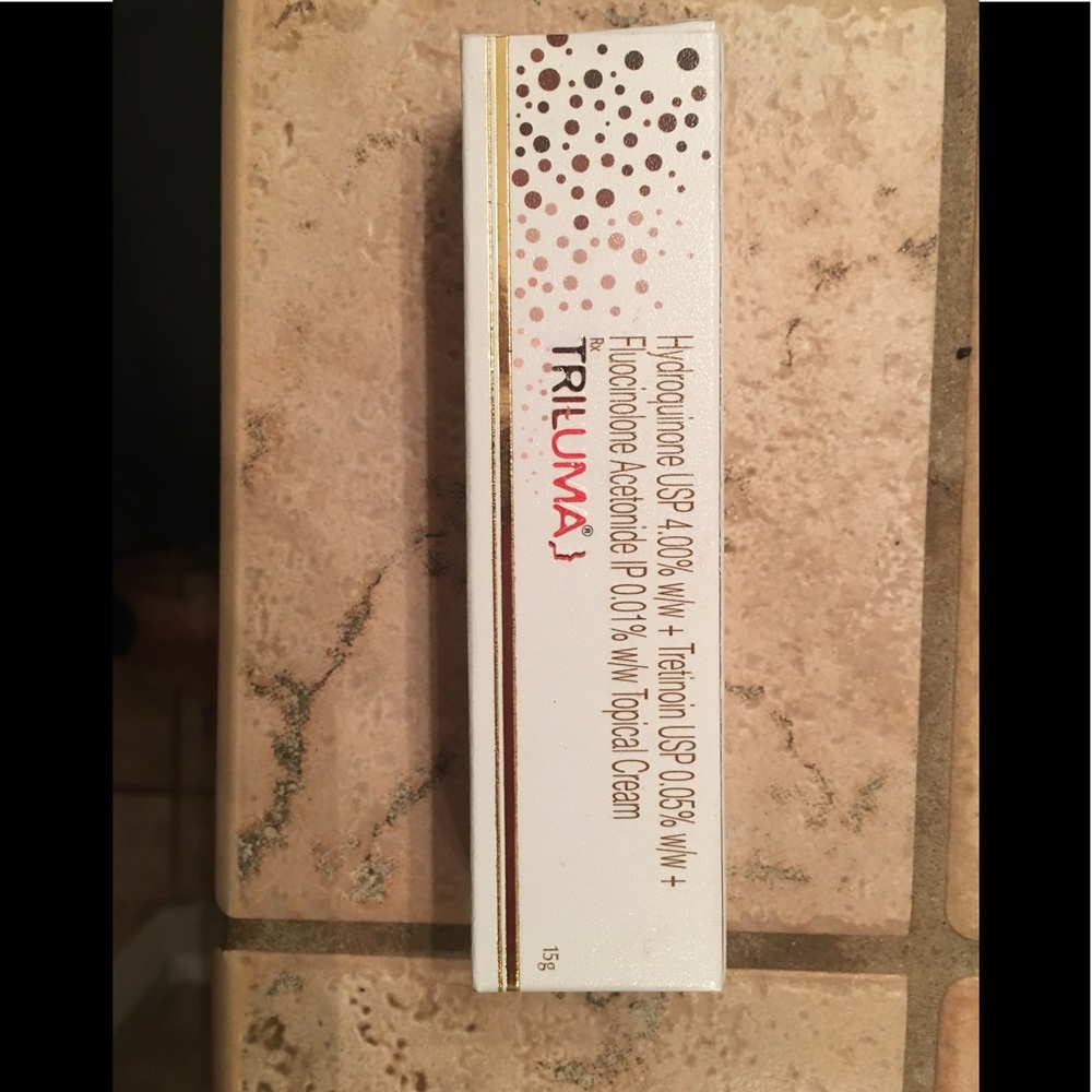 - Melasma cream. New in box Whitening and wrinkle cream